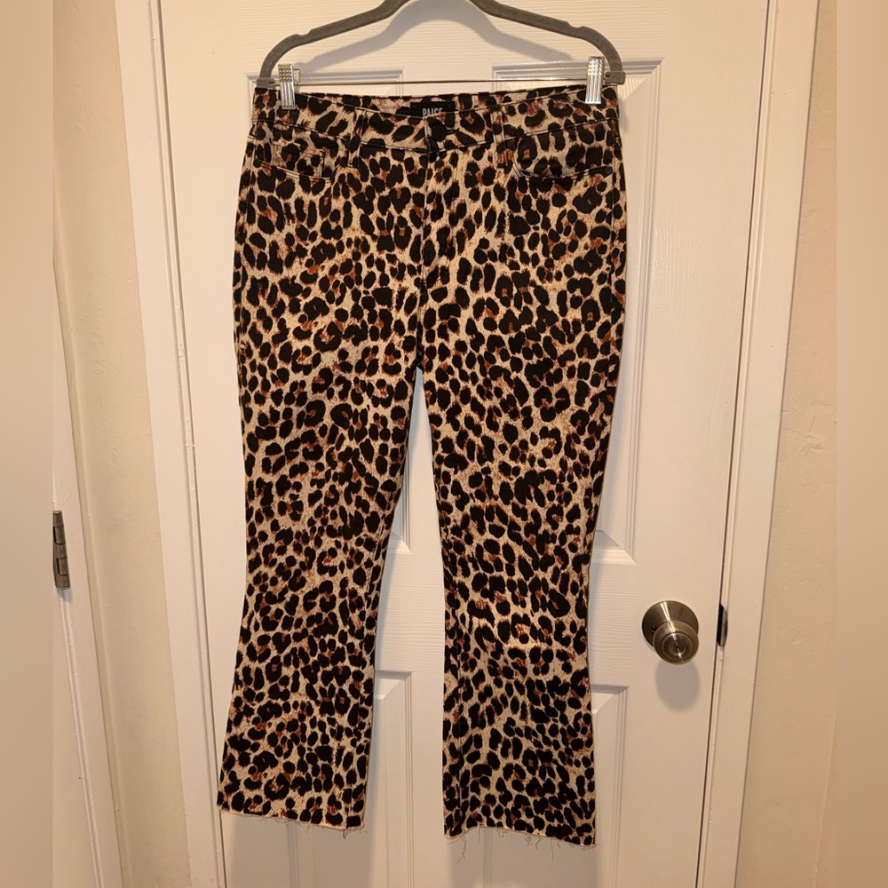 WORN ONCE - PAIGE Colette Crop Flare Jeans – Leopard Print